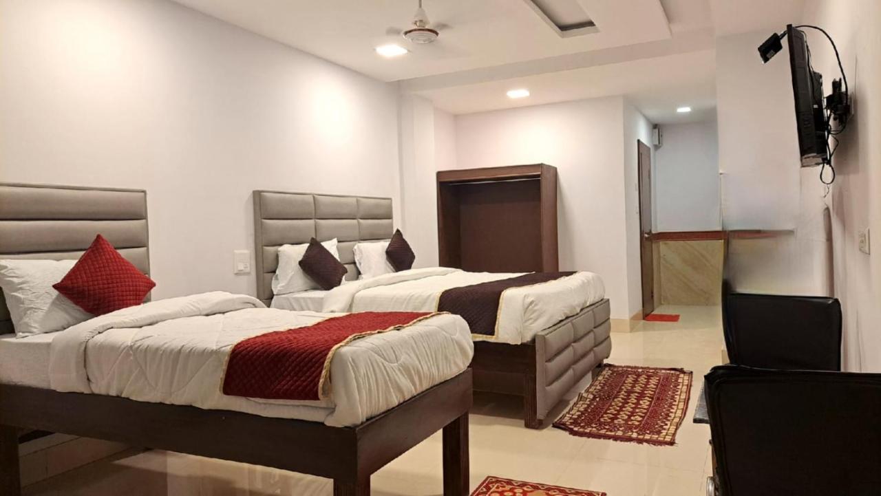 Hotel Amenda International New Delhi Buitenkant foto